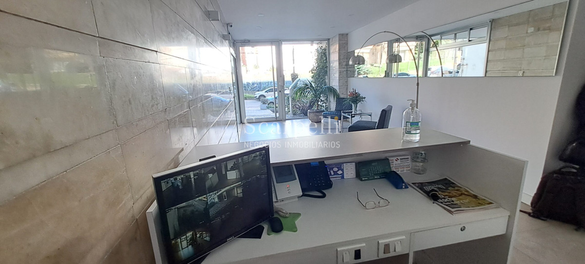 Apartamento ID.48946 -    Venta Apartamento Pocitos casi Rambla Kibon 2 dormitorios 2 baños Servicio Garage Calefacción