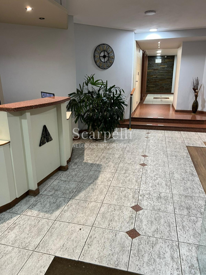 Apartamento ID.49092 - Sarmiento y 21 de Setiembre próximo: 2 dormitorios 2 baños Garage Terraza con Vista Impecable