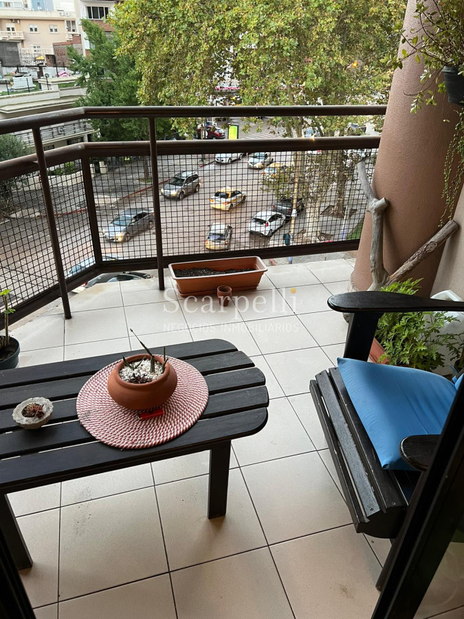 Apartamento ID.49092 - Sarmiento y 21 de Setiembre próximo: 2 dormitorios 2 baños Garage Terraza con Vista Impecable