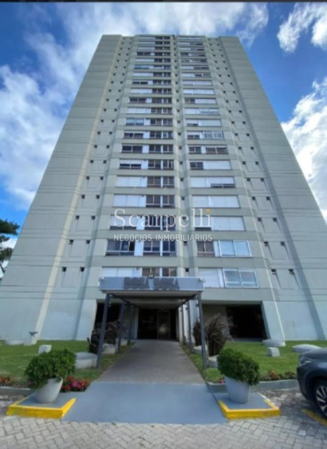 Apartamento ID.50403 - Venta Apartamento Punta del Este Piso Alto Estupenda Vista y Amenities