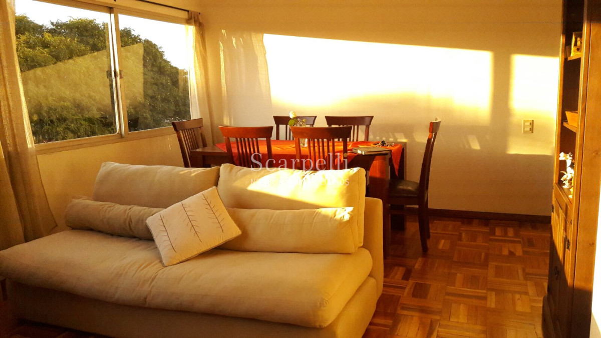Apartamento ID.6052 - La Blanqueada. Impecable apartamento en 5to piso con mucha luz Zona Sanatorios