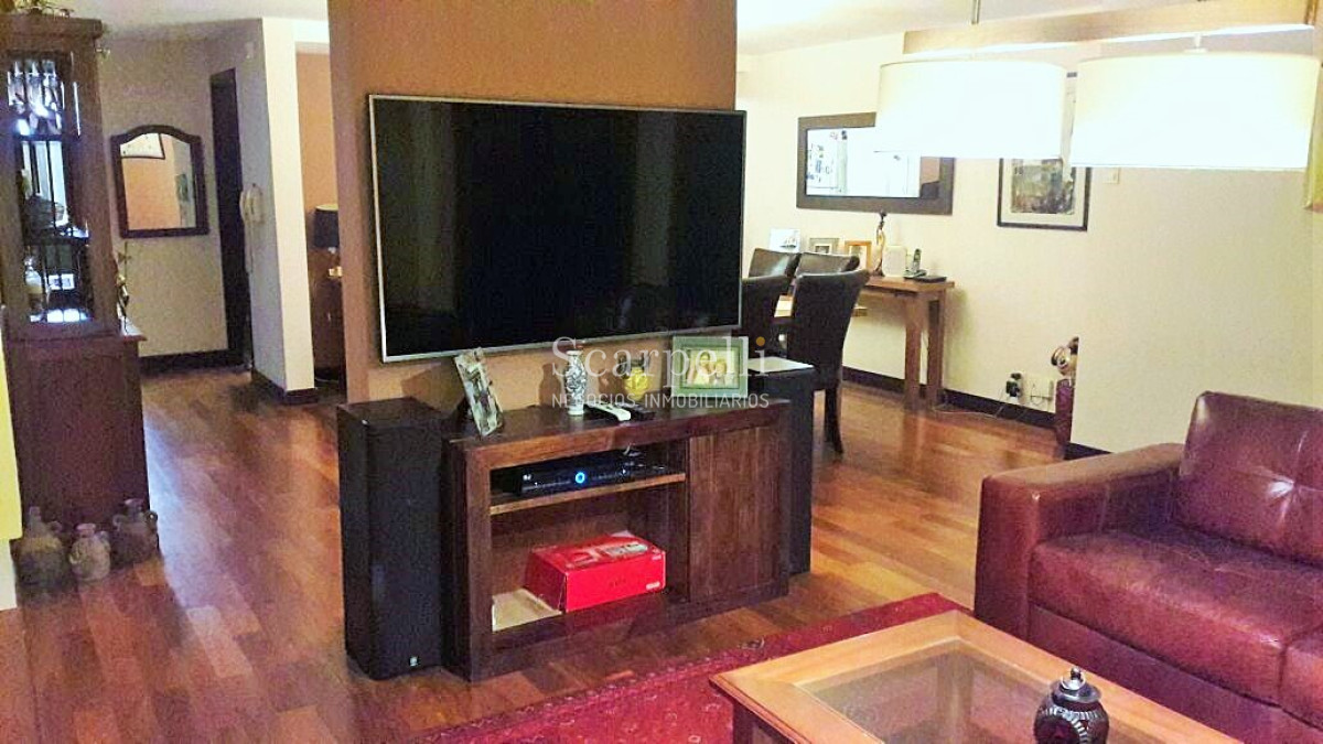 Apartamento ID.6316 - Apartamento de categoría proximo Rambla de Carrasco con Garage para 2 vehículos.
