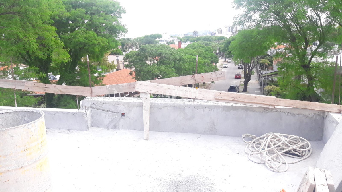 Apartamento ID.6913 - Latius II - Estrene Marzo 2021 Proximo Rambla y Club Malvín Excelentes terminaciones. Posibilidad de garage.-