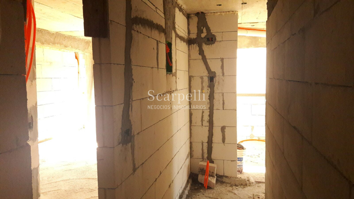 Apartamento ID.6913 - Latius II - Estrene Marzo 2021 Proximo Rambla y Club Malvín Excelentes terminaciones. Posibilidad de garage.-