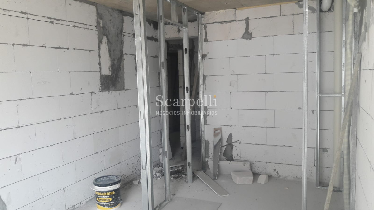 Apartamento ID.6913 - Latius II - Estrene Marzo 2021 Proximo Rambla y Club Malvín Excelentes terminaciones. Posibilidad de garage.-