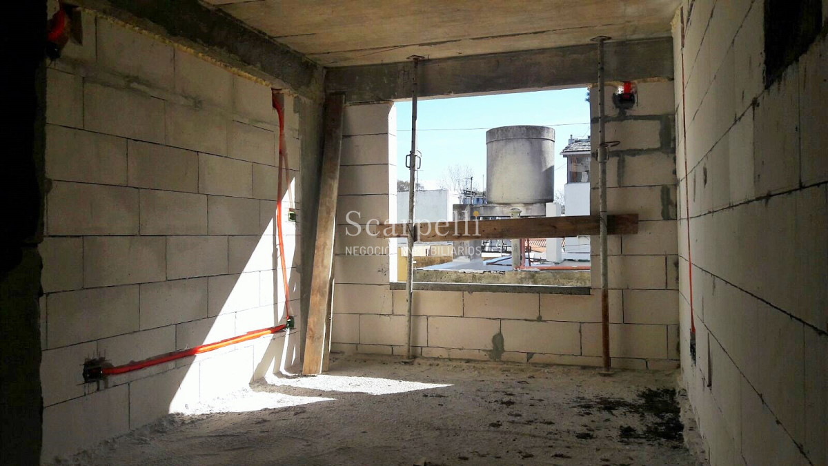 Apartamento ID.6913 - Latius II - Estrene Marzo 2021 Proximo Rambla y Club Malvín Excelentes terminaciones. Posibilidad de garage.-