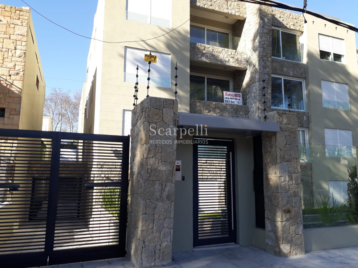Apartamento ID.6913 - Latius II - Estrene Marzo 2021 Proximo Rambla y Club Malvín Excelentes terminaciones. Posibilidad de garage.-