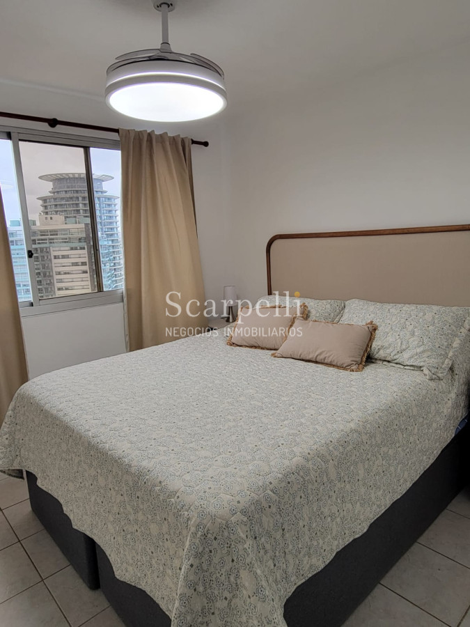Apartamento ID.50384 - VENTA APARTAMENTO PISO ALTO PUNTA DEL ESTE GRAN VISTA