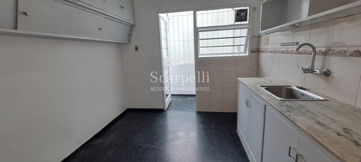 Apartamento ID.50404 - ALQUILER MALVIN PH DE ALTOS 3 DORM COCHERA TERRAZAS AIRE ACONDICIONADO 