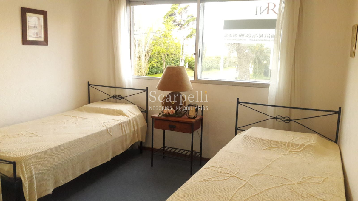 Apartamento ID.7618 - Apartameno a mts. de la Rambla Parada 14 Mansa 2dorm y 2 baños Cochera Terraza