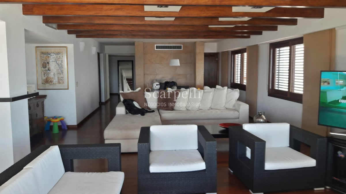 Apartamento ID.7781 - Exclusivo Frente al Puerto de Punta del Este con gran terraza y los mejores atardeceres sobre la Isla Gorriti