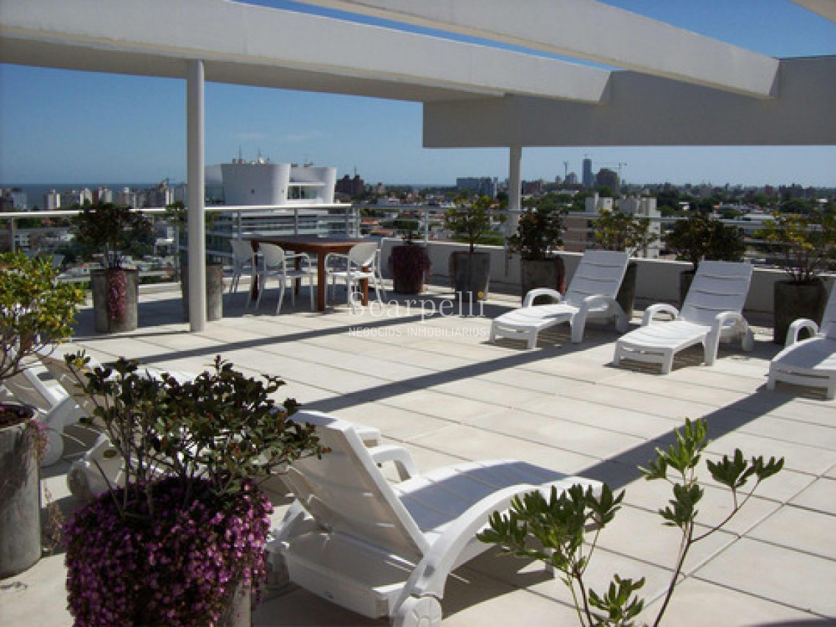 Apartamento ID.50459 - Venta Apartamento 2 Dormitorios En E-tower Campiglia Malvin con Renta