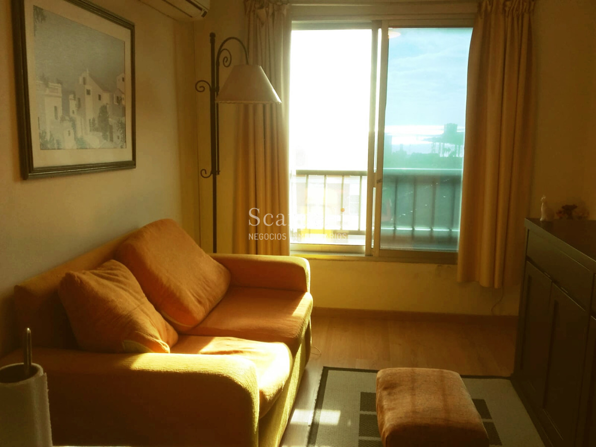Apartamento ID.8399 - Piso Alto En Paraguay y Rambla 1 dormitorio con toda la vista y el Sol + Financiación BHU