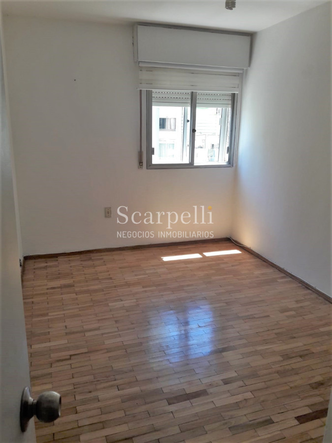 Apartamento ID.8571 - Punta Gorda / Malvin Límite Apartamento en Venta & Alquiler 4to. Piso 3 dorm 2 baños prolijo proximo Rambla  & Parque Baroffio.-