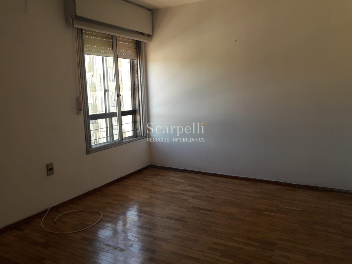 Apartamento ID.8571 - Punta Gorda / Malvin Límite Apartamento en Venta & Alquiler 4to. Piso 3 dorm 2 baños prolijo proximo Rambla  & Parque Baroffio.-