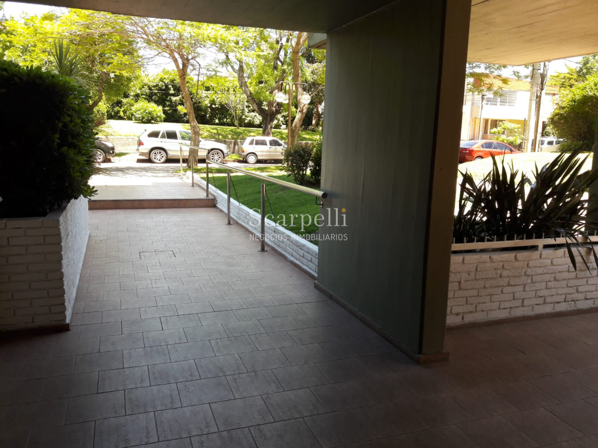 Apartamento ID.8571 - Punta Gorda / Malvin Límite Apartamento en Venta & Alquiler 4to. Piso 3 dorm 2 baños prolijo proximo Rambla  & Parque Baroffio.-
