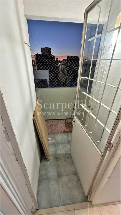 Apartamento ID.8571 - Punta Gorda / Malvin Límite Apartamento en Venta & Alquiler 4to. Piso 3 dorm 2 baños prolijo proximo Rambla  & Parque Baroffio.-