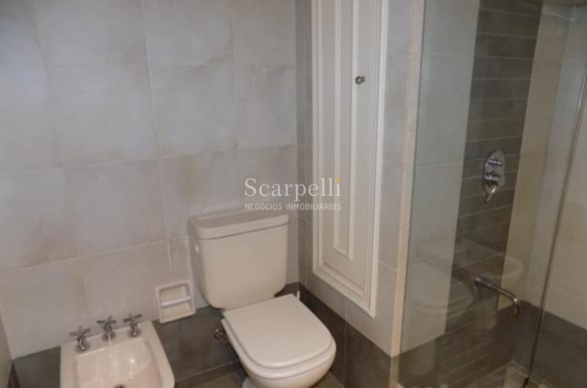 Apartamento ID.9211 - Apartamento en Carrasco, Canadá y Rivera. Finas terminaciones.
