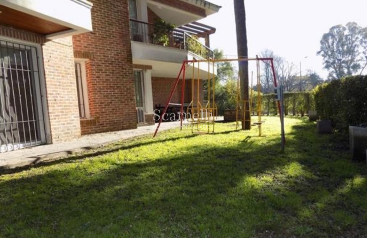 Apartamento ID.9211 - Apartamento en Carrasco, Canadá y Rivera. Finas terminaciones.