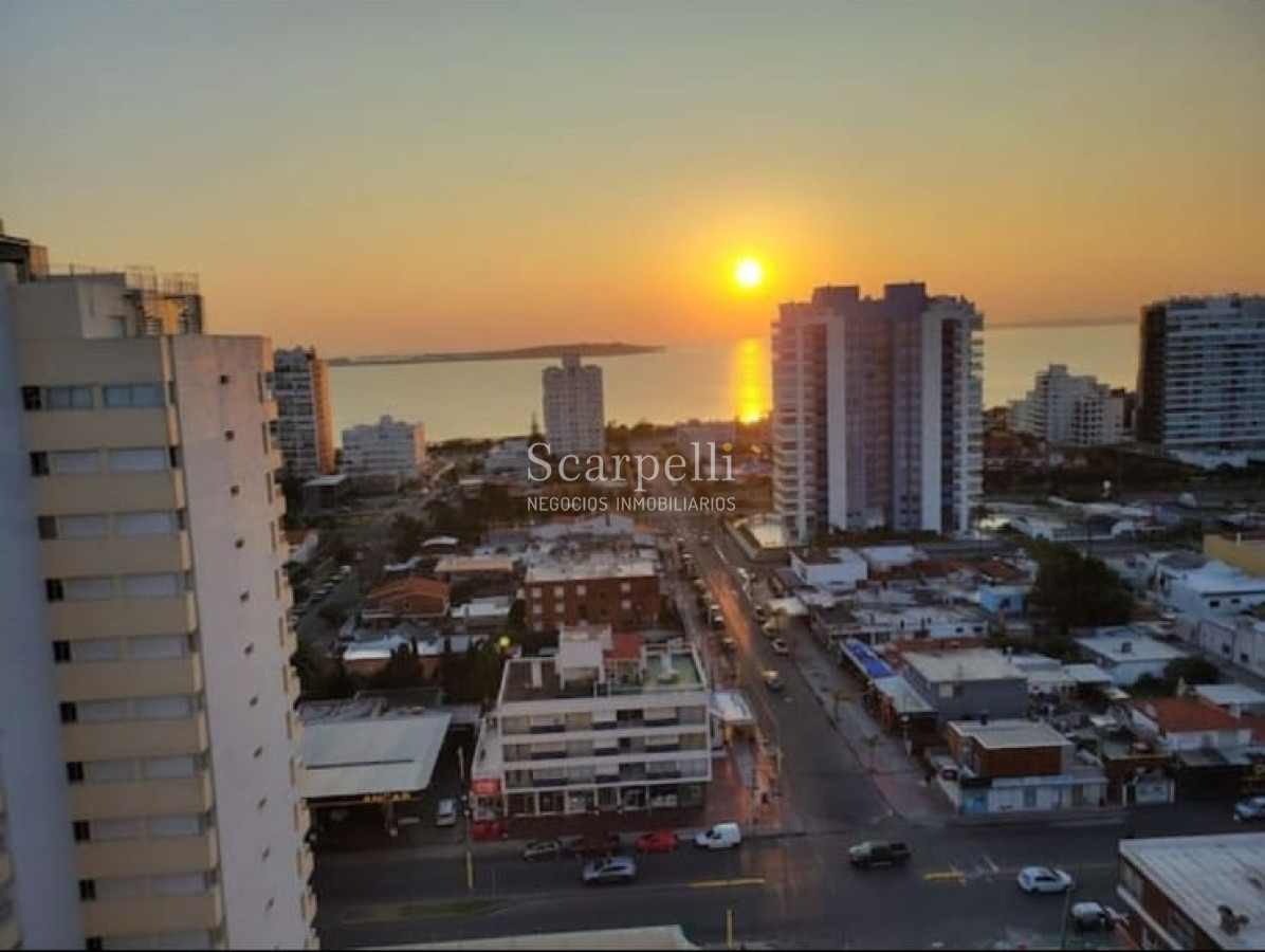 Apartamento ID.50384 - VENTA APARTAMENTO PISO ALTO PUNTA DEL ESTE GRAN VISTA