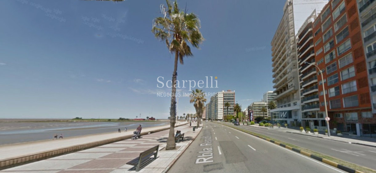 Apartamento ID.50430 - VENTA APARTAMENTO RAMBLA POCITOS 2 DORMITORIOS COCHERA