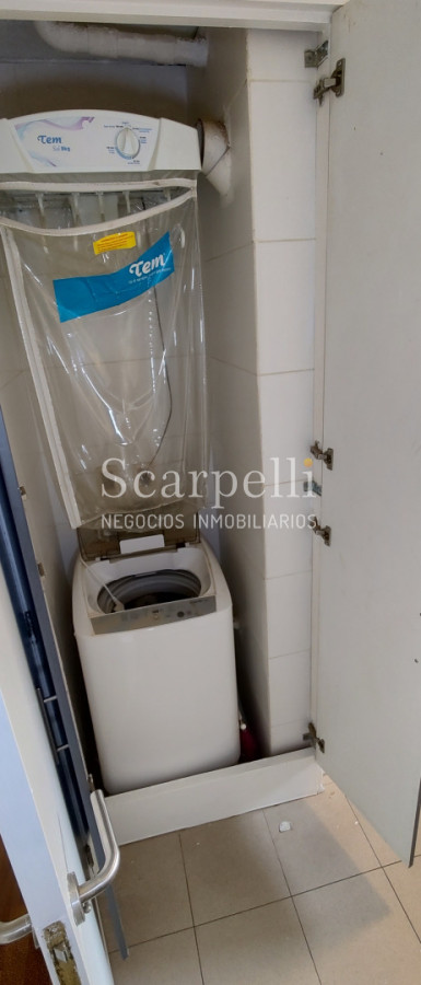 Apartamento ID.50579 - ALQUILER APARTAMENTO POCITOS 1 DORMITORIO GARAGE PISO ALTO 