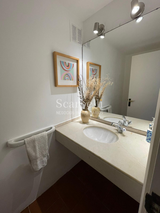 Apartamento ID.50403 - Venta Apartamento Punta del Este Piso Alto Estupenda Vista y Amenities