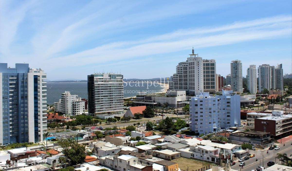 Apartamento ID.50384 - VENTA APARTAMENTO PISO ALTO PUNTA DEL ESTE GRAN VISTA