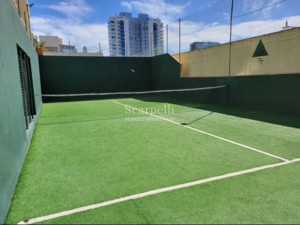 Apartamento ID.50384 - VENTA APARTAMENTO PISO ALTO PUNTA DEL ESTE GRAN VISTA