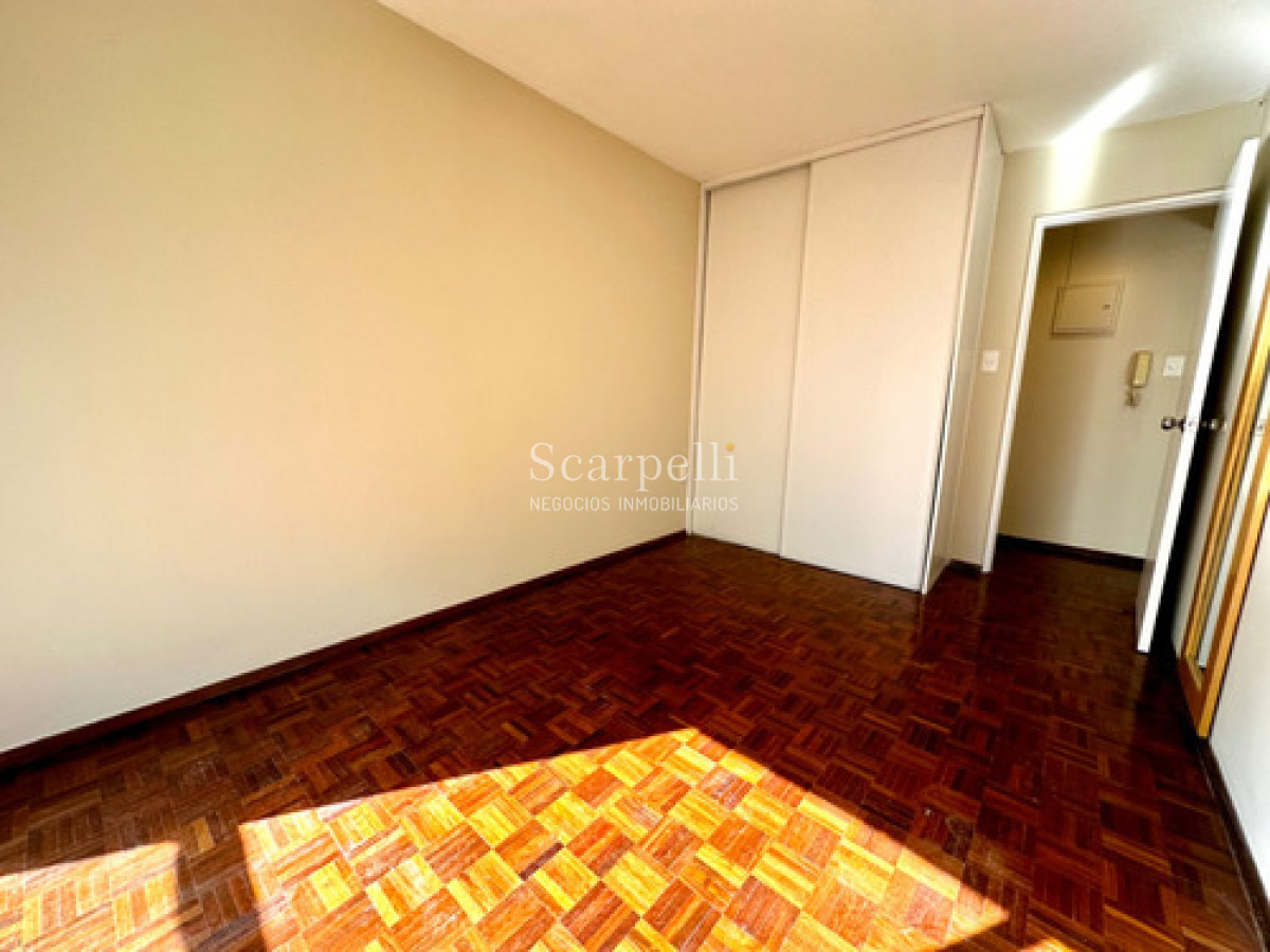 Apartamento ID.50462 - Alquiler Apartamento 1 Dormitorio Pocitos A Pasos Del Mar