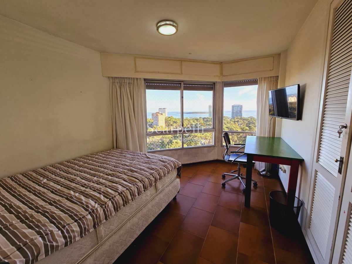Apartamento ID.50403 - Venta Apartamento Punta del Este Piso Alto Estupenda Vista y Amenities