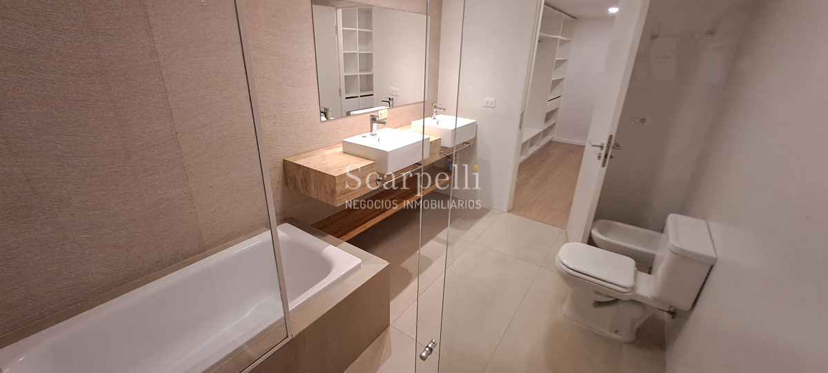 Apartamento ID.16932 - Carrasco Este: Nuevo con Vista al Lago Excelentes terminaciones y toda la seguridad