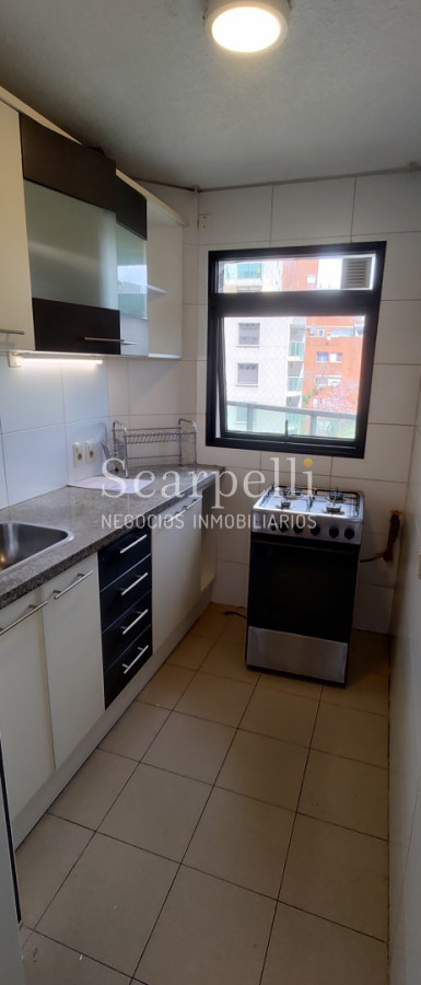 Apartamento ID.50579 - ALQUILER APARTAMENTO POCITOS 1 DORMITORIO GARAGE PISO ALTO 