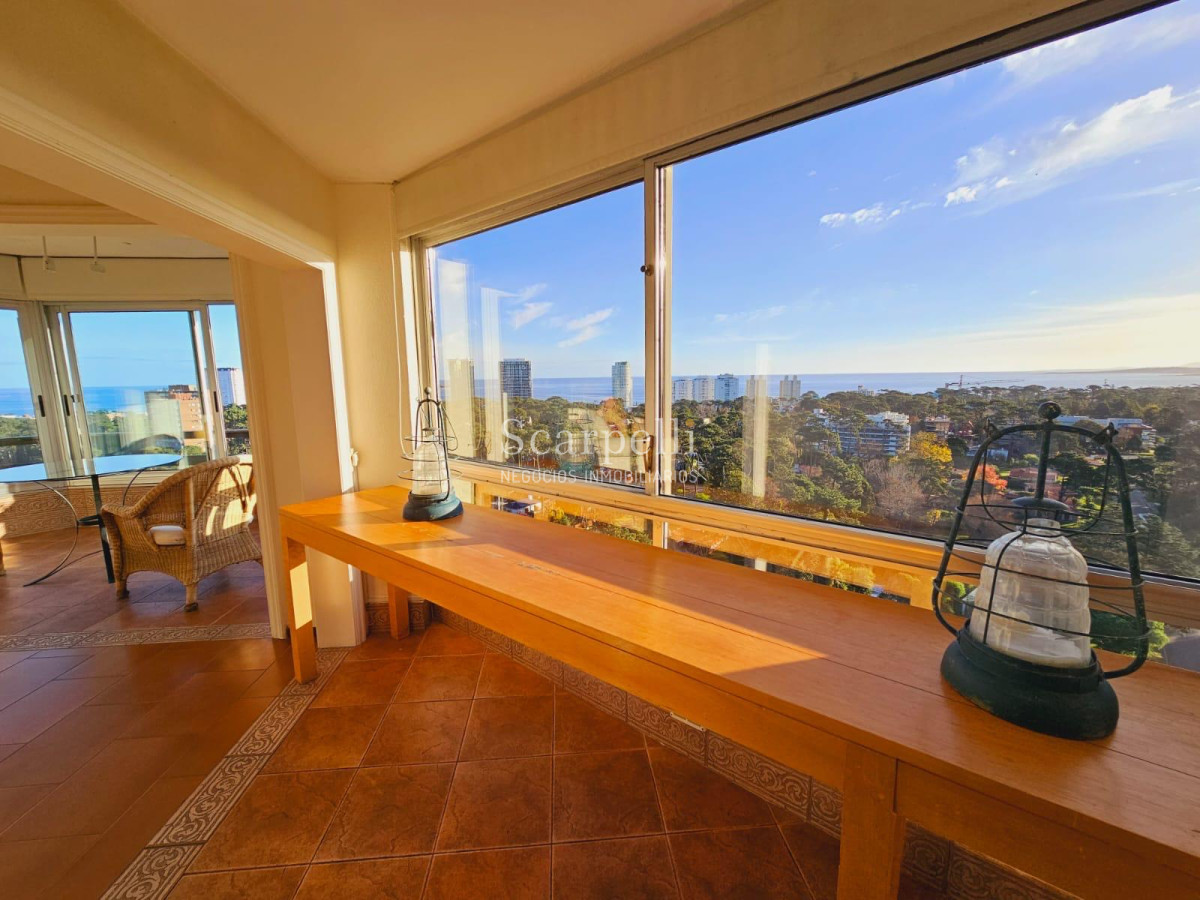 Apartamento ID.50403 - Venta Apartamento Punta del Este Piso Alto Estupenda Vista y Amenities