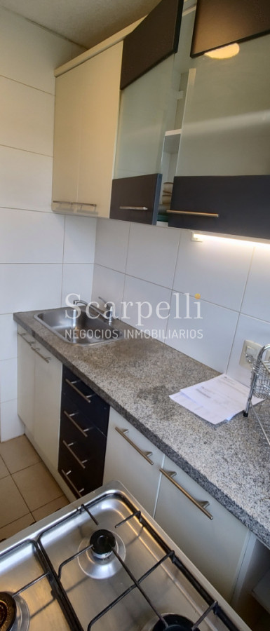 Apartamento ID.50579 - ALQUILER APARTAMENTO POCITOS 1 DORMITORIO GARAGE PISO ALTO 