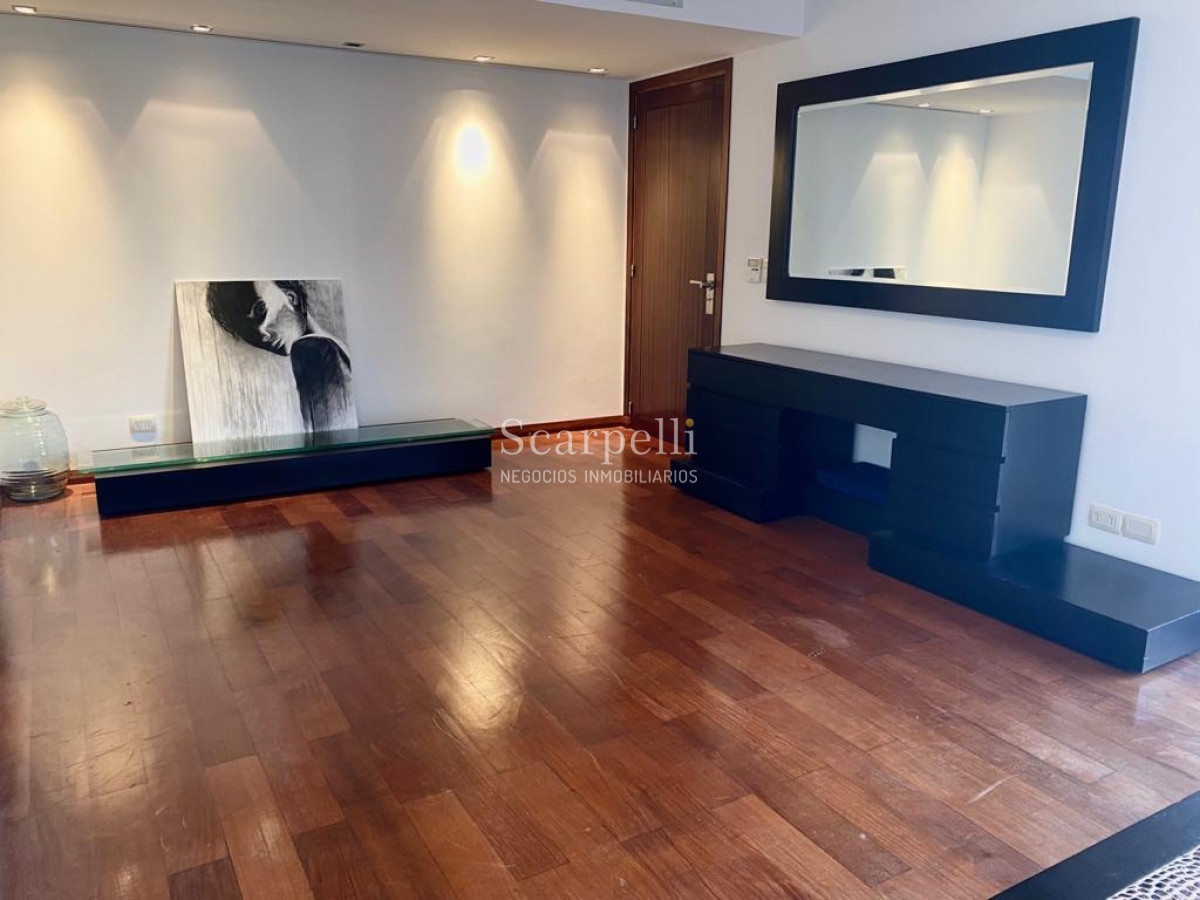 Apartamento ID.7781 - Exclusivo Frente al Puerto de Punta del Este con gran terraza y los mejores atardeceres sobre la Isla Gorriti