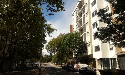 Venta Apartamento con y sin Renta: Nuevo: 21 de Setiembre y Blvar España con Vista 1 dormitorio definidio Cocina semi equipada