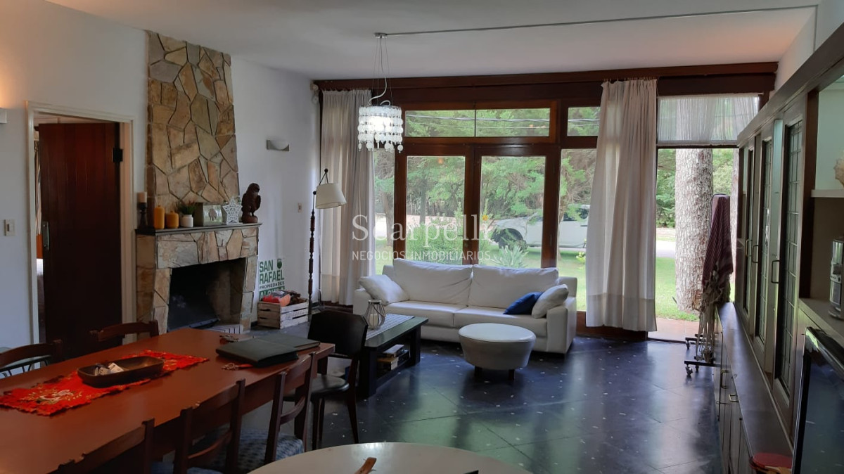 Casa ID.10170 - Mar del Plata y Necochea. San Rafael. Muy próxima al mayor emprendimiento inmobiliario de Sud-américa.-