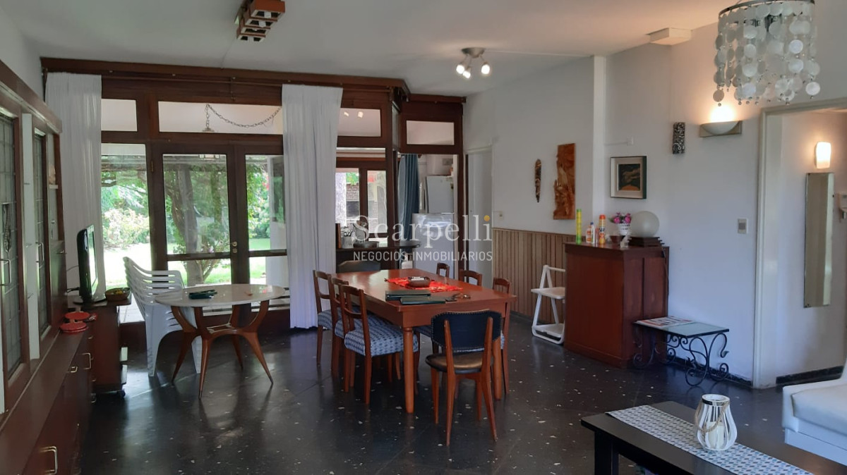 Casa ID.10170 - Mar del Plata y Necochea. San Rafael. Muy próxima al mayor emprendimiento inmobiliario de Sud-américa.-