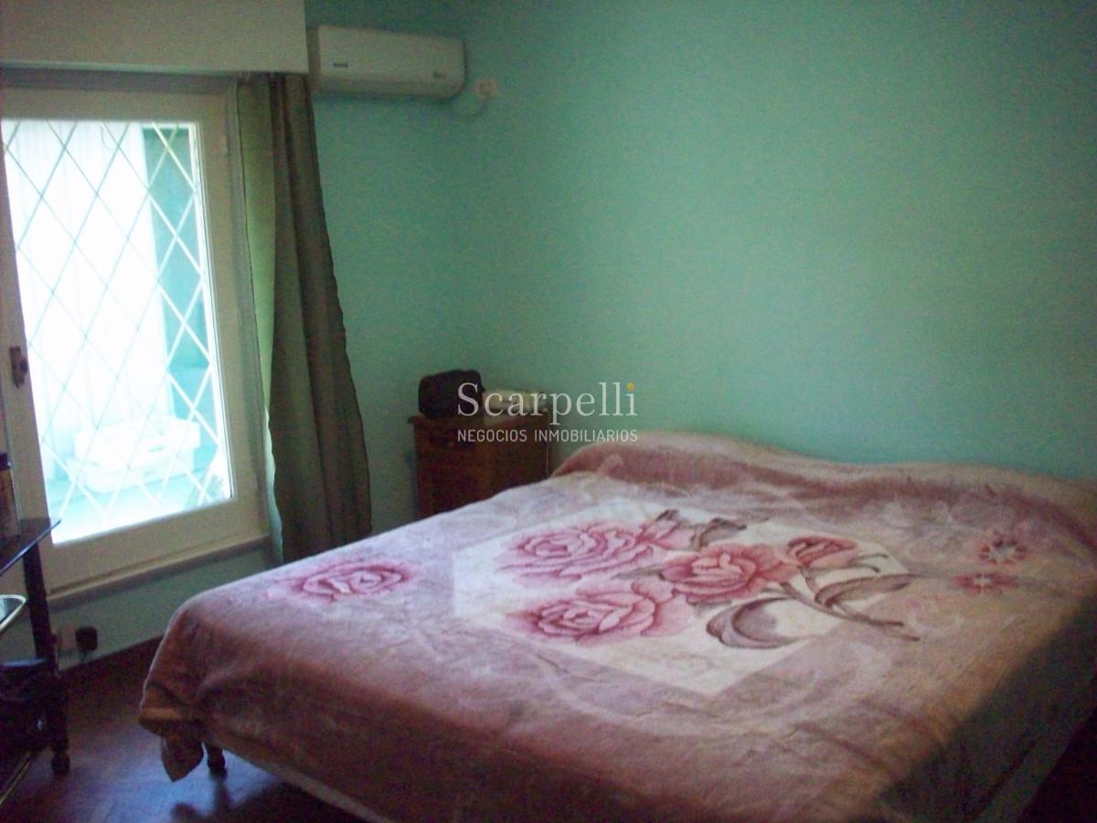 Casa ID.12510 - Terreno exclusivo en Malvín con 30 mts de frente proximo a la Rambla y al Parque Baroffio.-