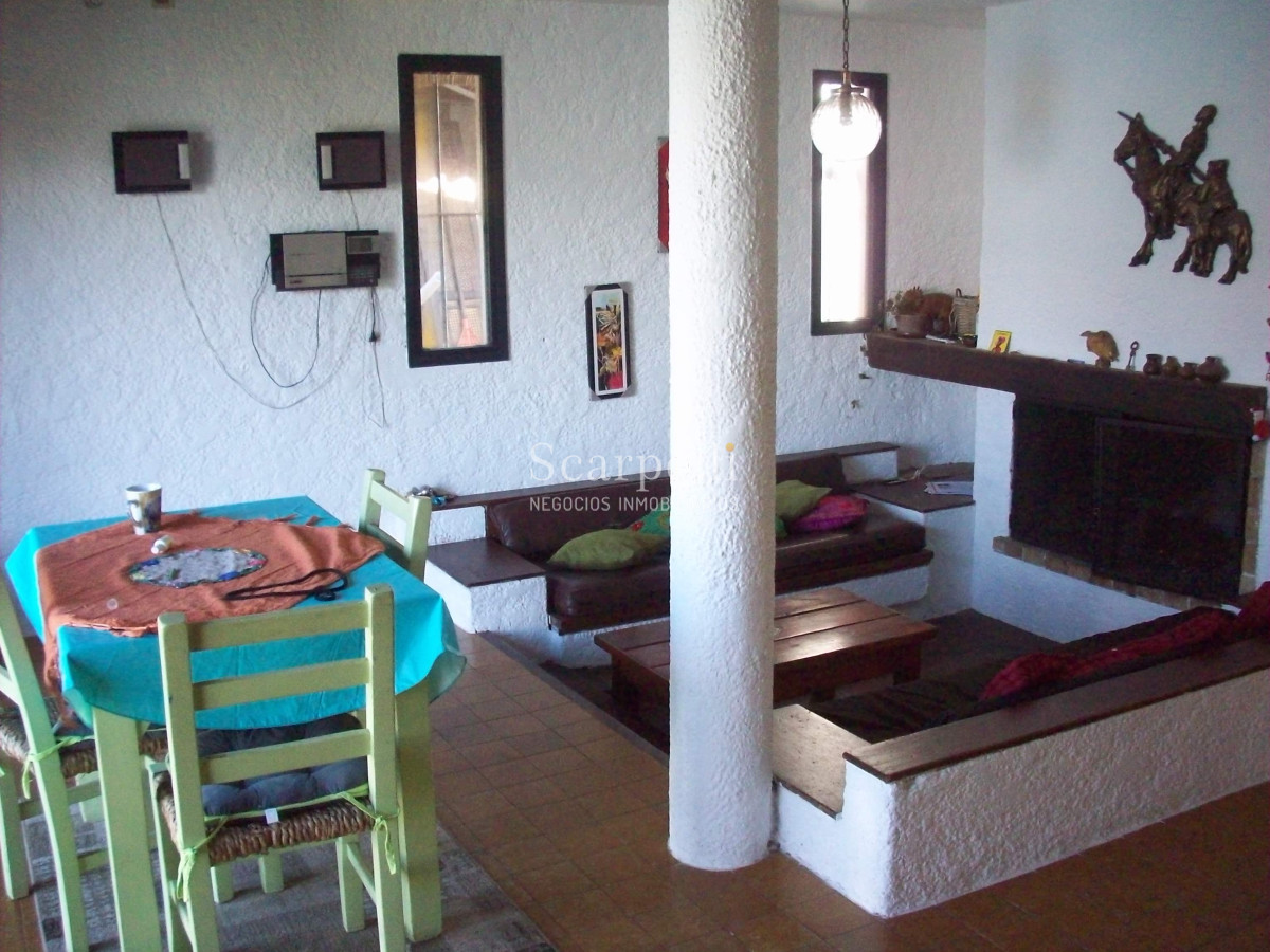 Casa ID.12510 - Terreno exclusivo en Malvín con 30 mts de frente proximo a la Rambla y al Parque Baroffio.-