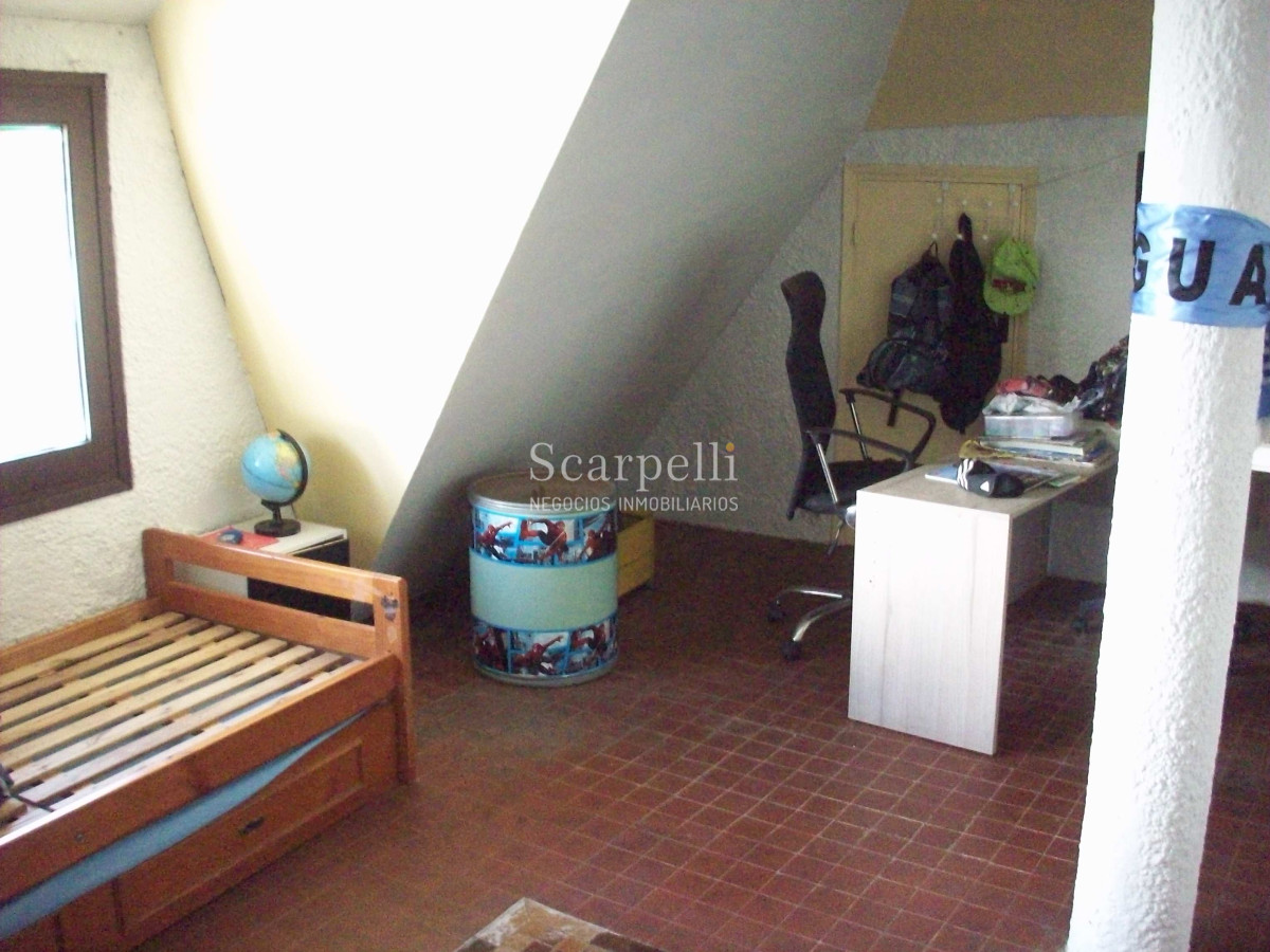Casa ID.12510 - Terreno exclusivo en Malvín con 30 mts de frente proximo a la Rambla y al Parque Baroffio.-