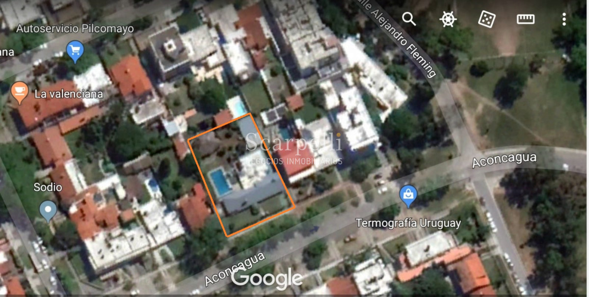 Casa ID.12510 - Terreno exclusivo en Malvín con 30 mts de frente proximo a la Rambla y al Parque Baroffio.-