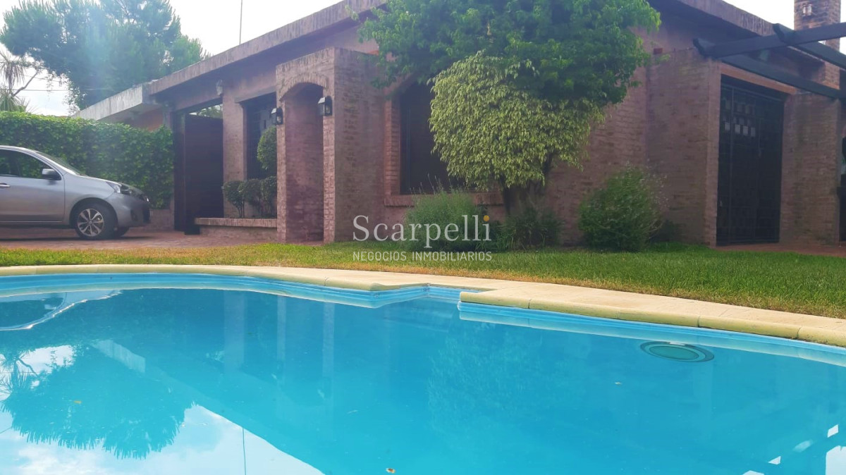 Casa ID.13693 - Horacio Quiroga: Impecable Chalet próximo Arocena & Alte. Harwood.-