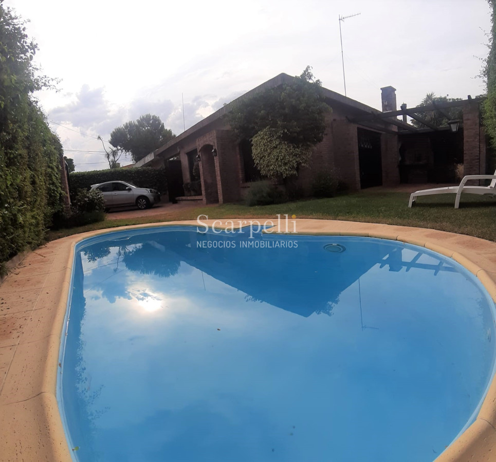 Casa ID.13693 - Horacio Quiroga: Impecable Chalet próximo Arocena & Alte. Harwood.-