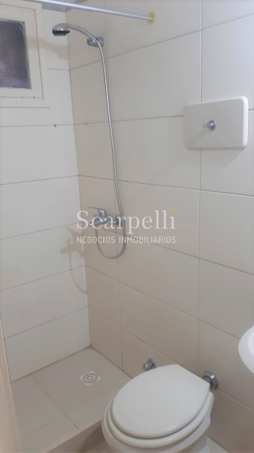 Casa ID.13693 - Horacio Quiroga: Impecable Chalet próximo Arocena & Alte. Harwood.-