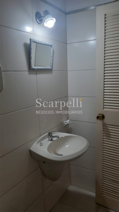 Casa ID.13693 - Horacio Quiroga: Impecable Chalet próximo Arocena & Alte. Harwood.-