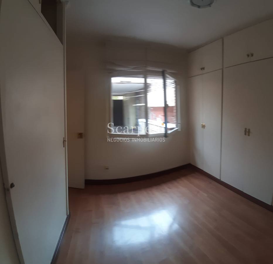 Casa ID.13693 - Horacio Quiroga: Impecable Chalet próximo Arocena & Alte. Harwood.-