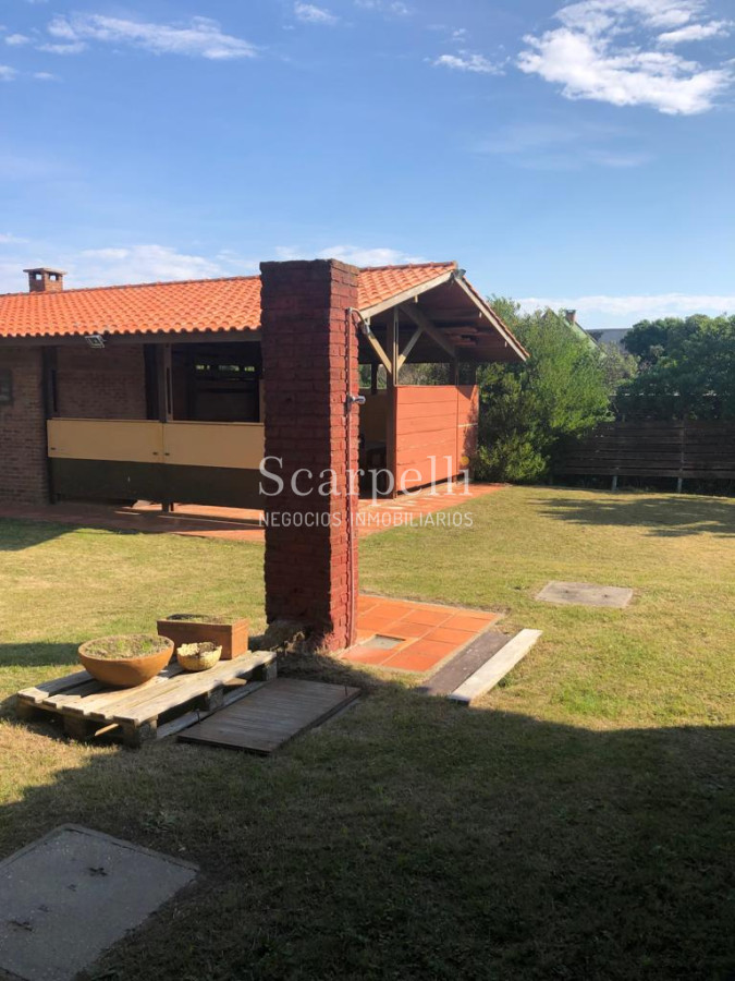 Casa ID.13767 - La Paloma A pocos mts. de La Balconada  1300 m2 con  2 Chalet Prontos para Disfrutar Este Verano !