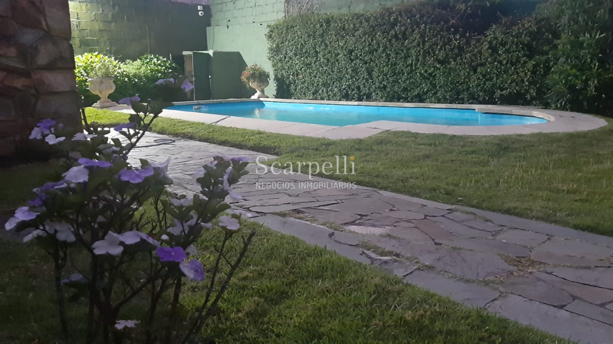 Casa ID.13955 - Coimbra Padrón Único 1 planta gran estar comedor con estufa a leña &  precioso fondo con Piscina.-